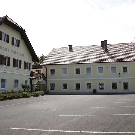 Alhartinger Hof 3*